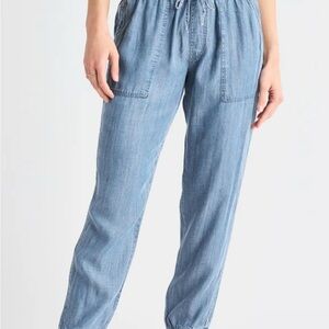 Anthropologie Cloth and Stone joggers. Super soft, great condition.